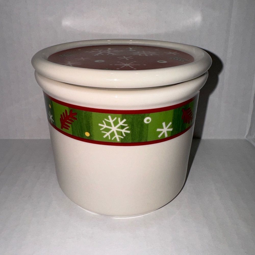 Longaberger Pottery Holiday One Pint Crock w/ Coaster / Lid Christmas Snowflake - Picture 2 of 4